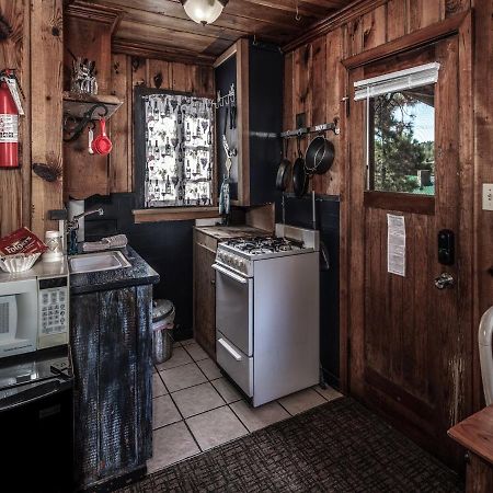 Apache Village 4, King Studio, Midtown, Sleeps 2 루이도소 외부 사진