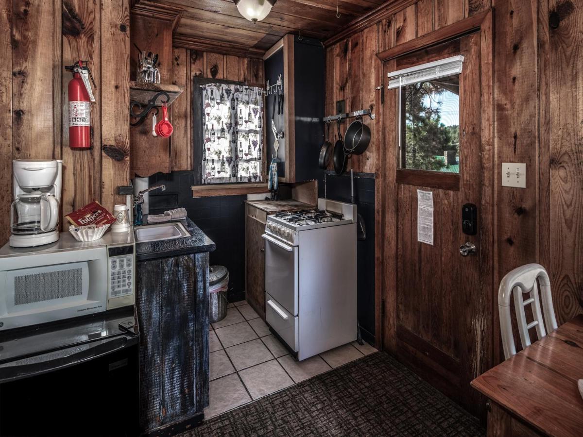 Apache Village 4, King Studio, Midtown, Sleeps 2 루이도소 외부 사진